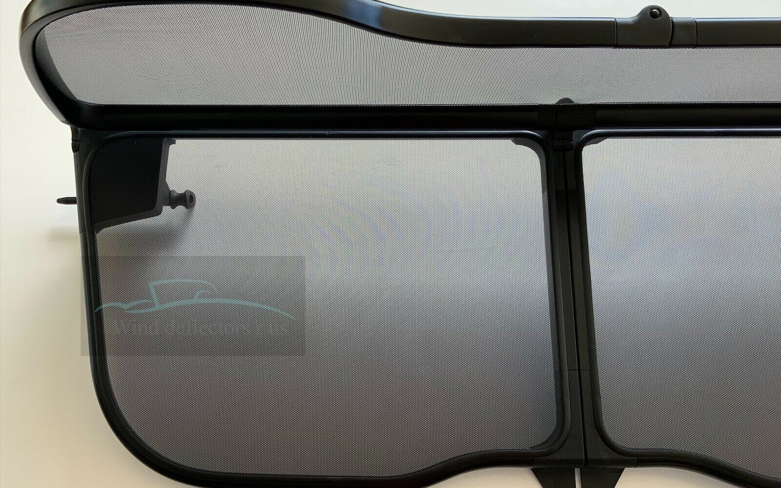 VW Beetle Convertible Wind Deflector & Bag